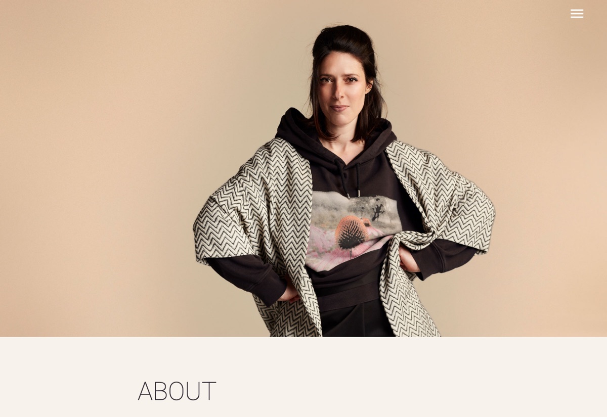 Lara Leliane – Website About About-Seite auf der Website der Sängerin Lara Leliane
